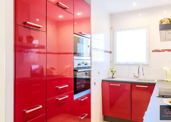 Bourg, Jolie Petite Maison Pour 4 Personnes Avec Terrasse Et Jardin Villa Biscarrosse